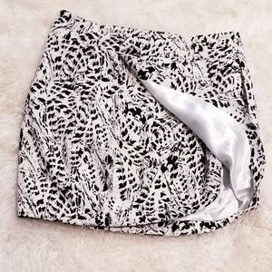 Forever 21 Black & Cream Skirt